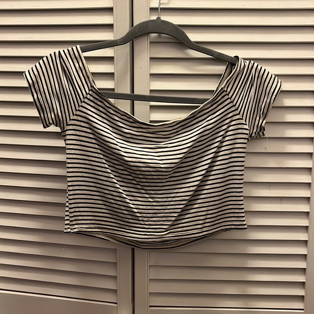 Black and white striped crop